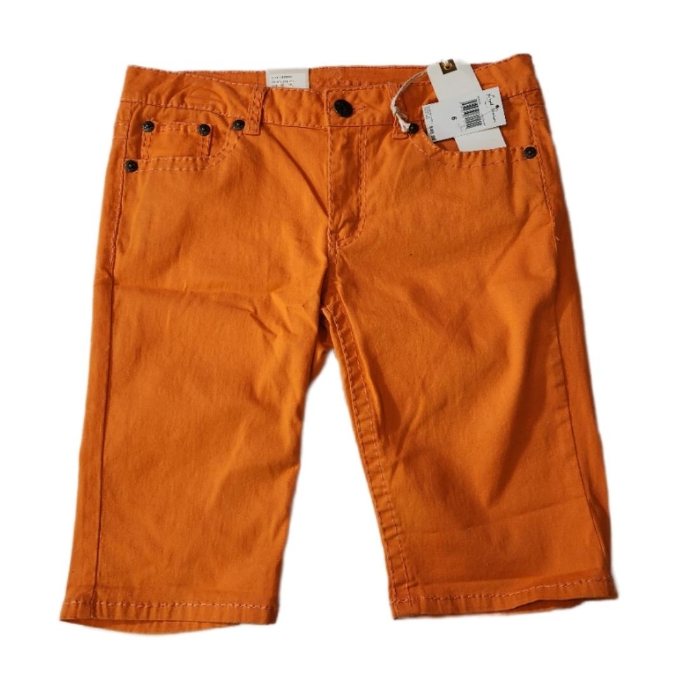 Royal Premium Ladies Orange‎ Bermuda Shorts Size 6